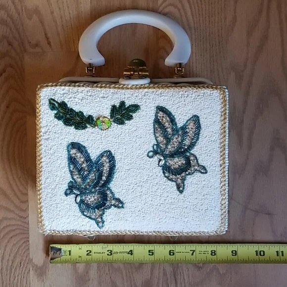 Vintage 1950s Mid Century ADELES Miami Beaded Lucite Wicker Box Bag - Picture 14 of 16